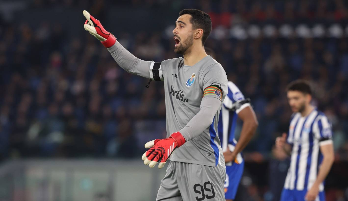 乱套，日本女排进世锦赛决赛！3-0欧洲劲旅，中国女排赢下排名赛