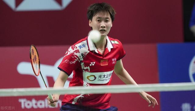 英超前瞻：曼城各项赛事遭遇两连败，利兹联客场表现挣扎（英超前瞻：曼城陷两连败低潮，利兹联客场持续低迷）